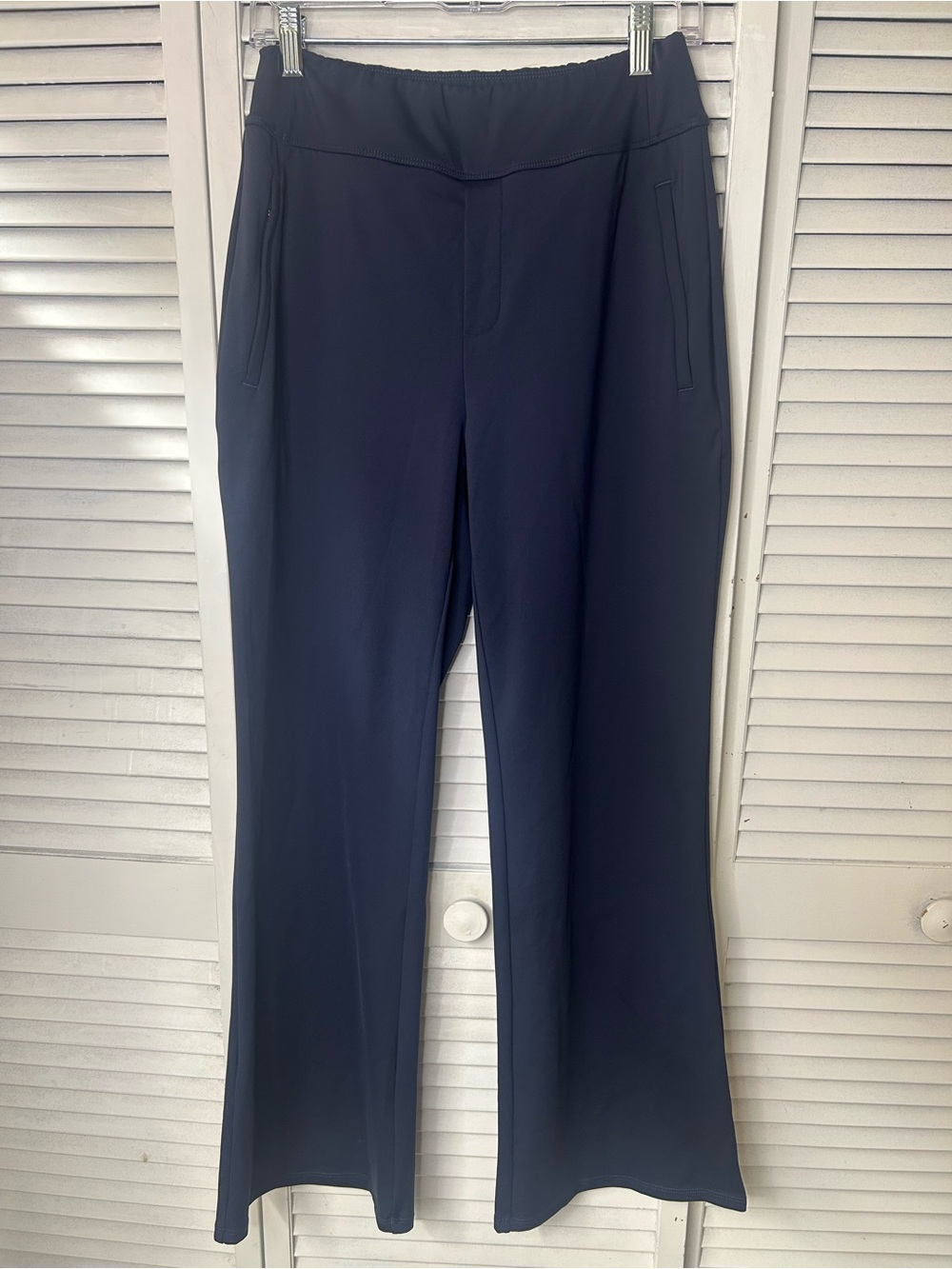 Halara Day Stretch Flare Pants Size M - Picture 6 of 7